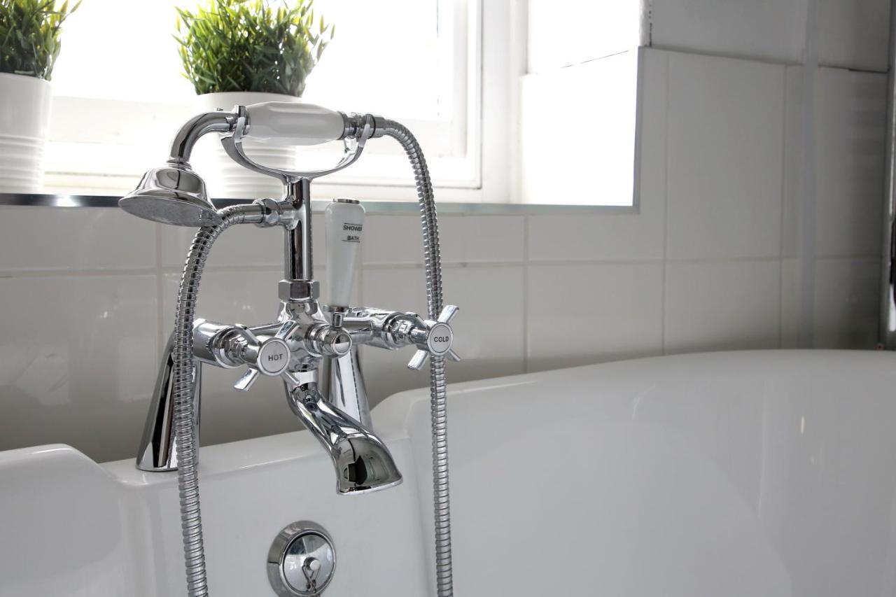 Luxury 3 Bed Apartment In The Heart Of Stamford Esterno foto